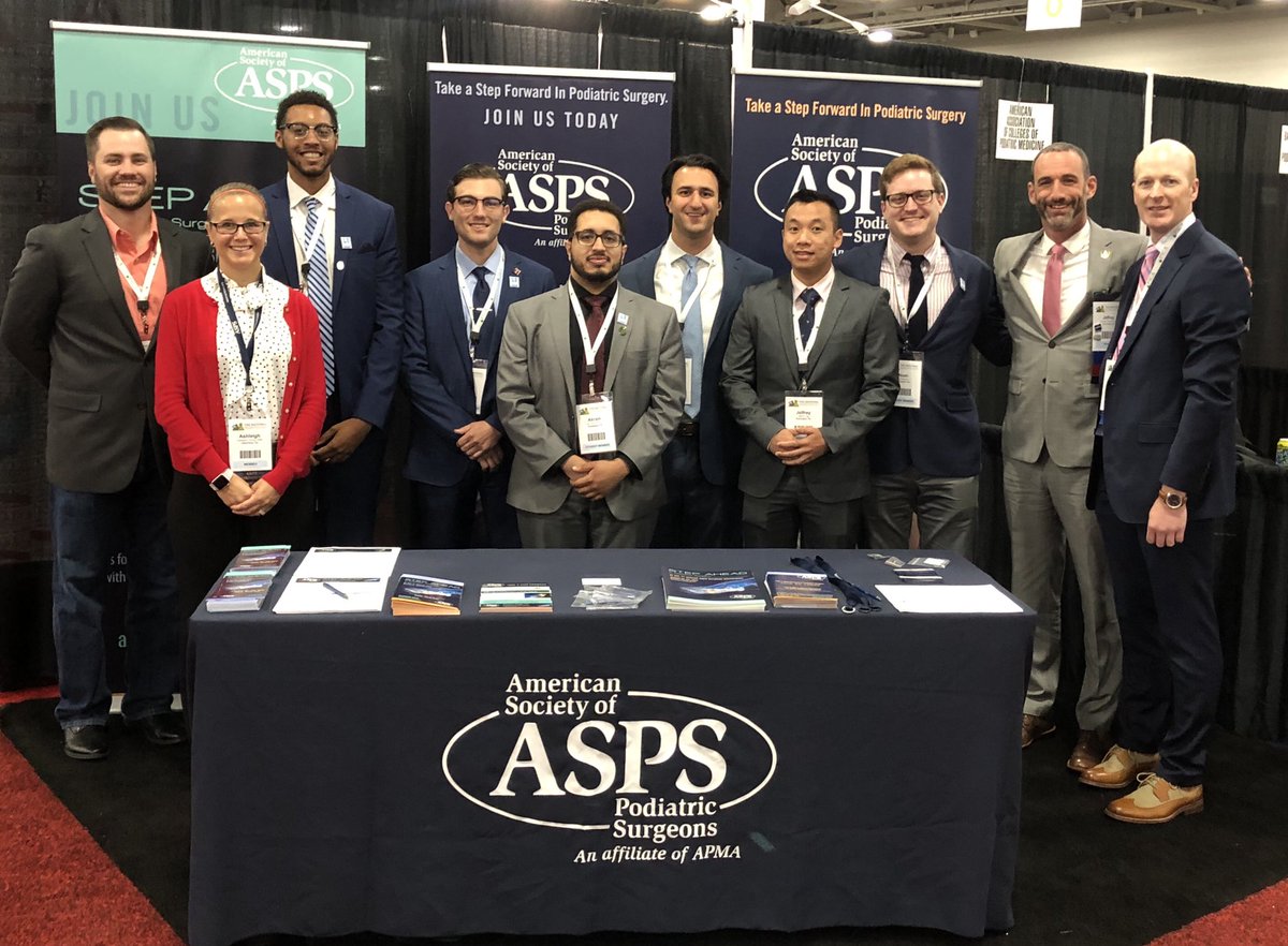ASPSTweets's tweet photo. ASPS leaders and members are passionate about supporting students and were excited to connect with @APMSAtweets leaders at #APMA2019 @APMA https://t.co/Efl1Jw4WDM