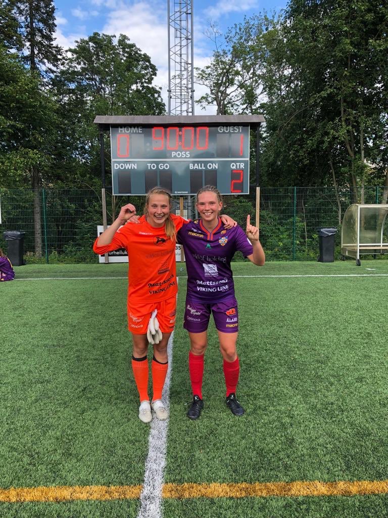 Åland United wins 0-1!!!
Anna Tamminen in goal woth zero consieded and goal scorer Emelie Johansson 👌🏼☝🏼
#hejaåland