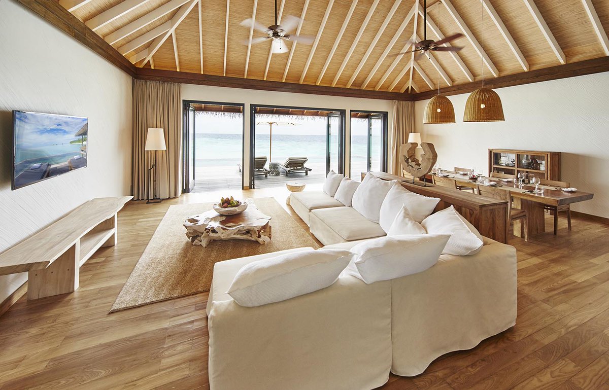neoscapestweet's tweet photo. COMO Maalifushi is an island resort from COMO Hotels and Resorts. Located in the sparkling turquoise waters of the Maldives’ southerly Thaa Atoll #COMOMaalifushi #Maalifushi #MaalifushiResort #MaldivesResort #MaldivesHoliday #NeoscapesMaldives https://t.co/WCS3iIogXY https://t.co/qt20tJseTd