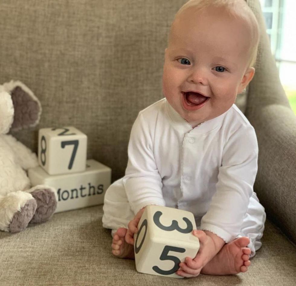 This Kissy Kissy cutie is all smiles❤️ We love sharing pics of our Kissy Kissy babies! Be sure to tag us and use the #kissykissybaby hashtag so we can see! Thank you @greygoosegreenville for sharing this adorable shot📸