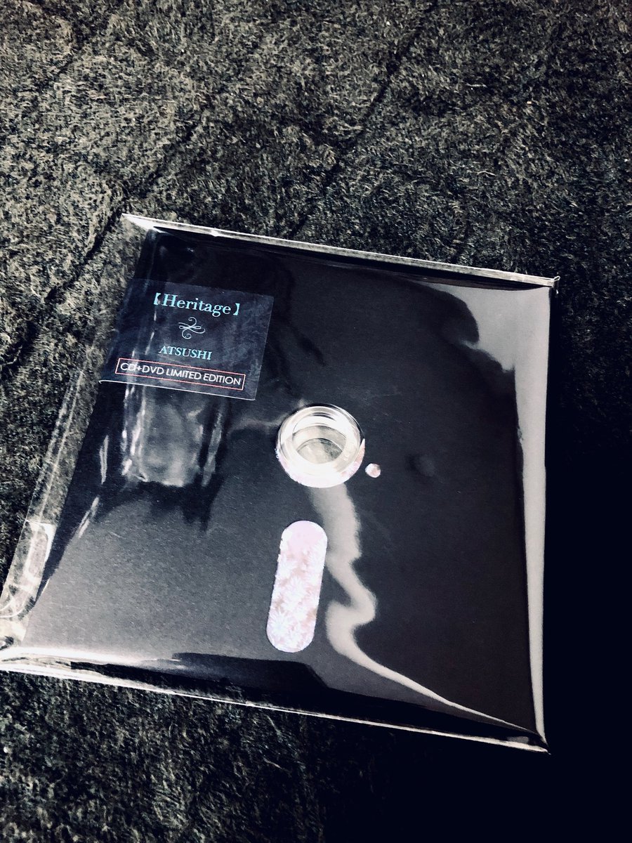 YUKIYA1999's tweet photo. 昨夜は吉祥寺マンダラ2にて
ハシエンダナイト。

いま活動休止中の俺のバンドのメンバーのソロ作の
紙ジャケットもぜひ見てほしい。笑

https://t.co/IFKvkQCQx3

https://t.co/flMoErpqpn

#ハシエンダナイト
#Haciendanight #Factoryrecords
#Manchester
#DJMEOW
#DJC2 #DJMICA from NYC https://t.co/65wwKBPBFa