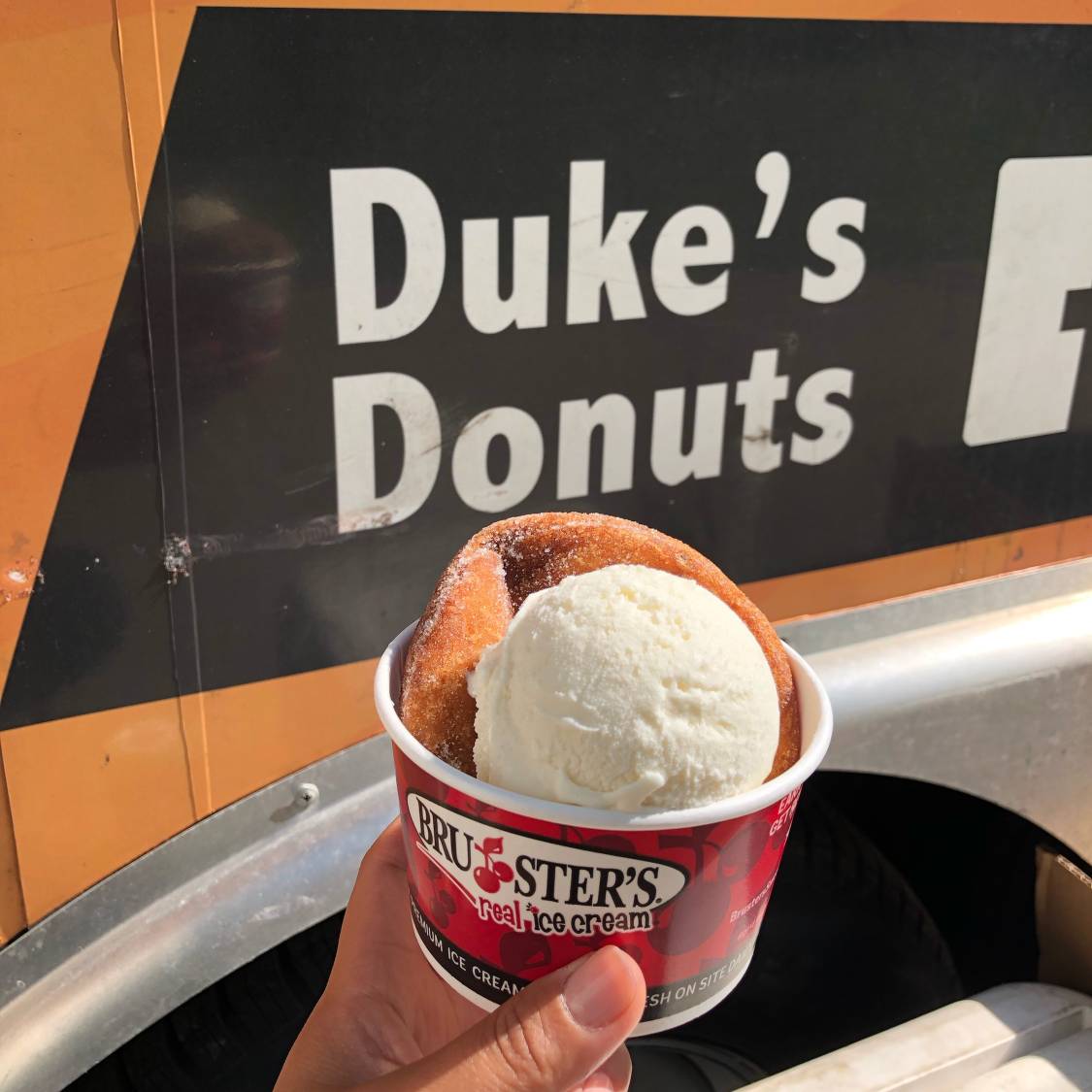 DukesDonuts's tweet photo. Corn Hill Festival Special!! Donut Sundae!!
@brustersicecreamtruck &amp; @dukesdonuts team up on Adams Street get it from Dukes for just $5 and get your ice cream from Brusters for FREE! https://t.co/VcjB7fq9e8