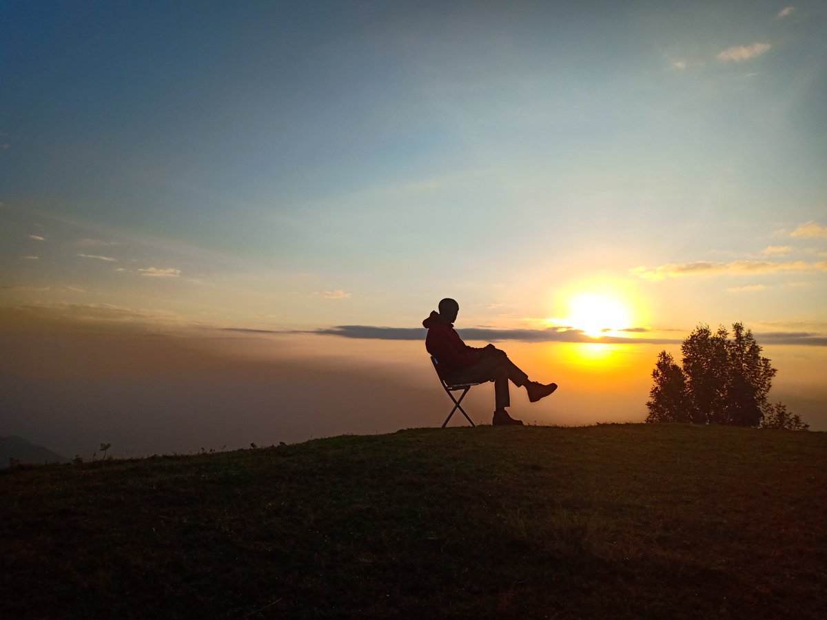 And that is the end of our 5- day spontaneous road trip., which ended up being a recce for  @lets_drift, for future travels. If you would like someone to organise such an itinerary, talk to him! I end it with my favourite sunrise at church on the edge of a mountain.Fin.