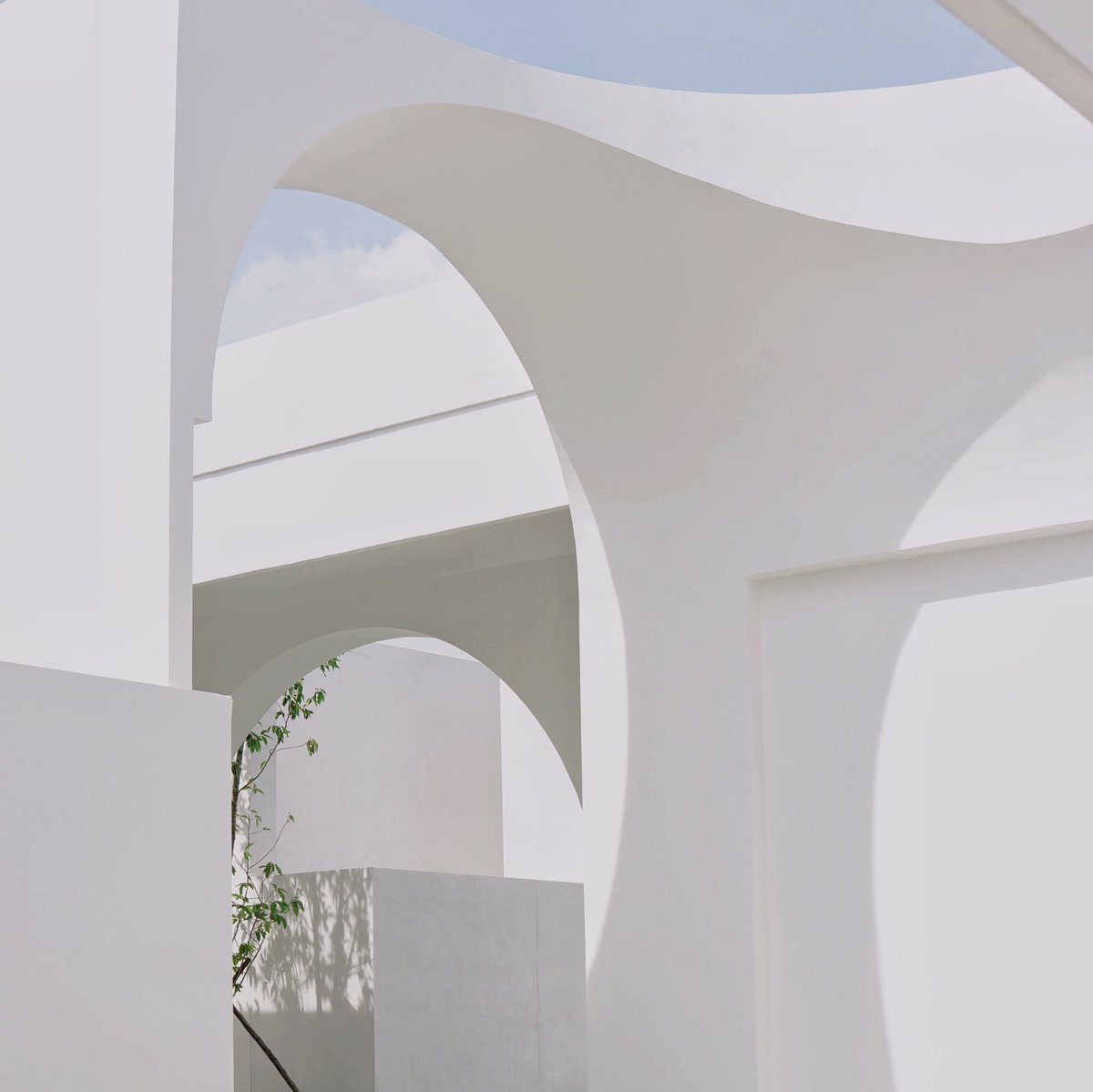 SungsungBlog's tweet image. #สถานที่แต่งงานmininal 
วันนี้ไปดูสถานที่แต่งงานที่จองไว้ !!
โอ้โห โคตรสวย มีความเรียบที่ลงตัว 
ดู minimal สุดๆ เราจองไว้ตั้งแต่เค้ายังสร้างไม่เสร็จ พอมาดูวันนี้ โคตรดี 

ไม่ผิดหวังเลยที่ตัดสินใจเอาที่นี่ : )