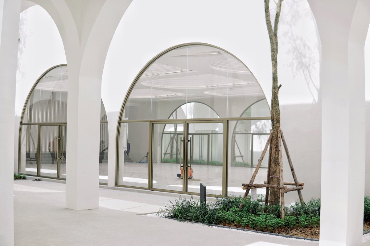 SungsungBlog's tweet image. #สถานที่แต่งงานmininal 
วันนี้ไปดูสถานที่แต่งงานที่จองไว้ !!
โอ้โห โคตรสวย มีความเรียบที่ลงตัว 
ดู minimal สุดๆ เราจองไว้ตั้งแต่เค้ายังสร้างไม่เสร็จ พอมาดูวันนี้ โคตรดี 

ไม่ผิดหวังเลยที่ตัดสินใจเอาที่นี่ : )