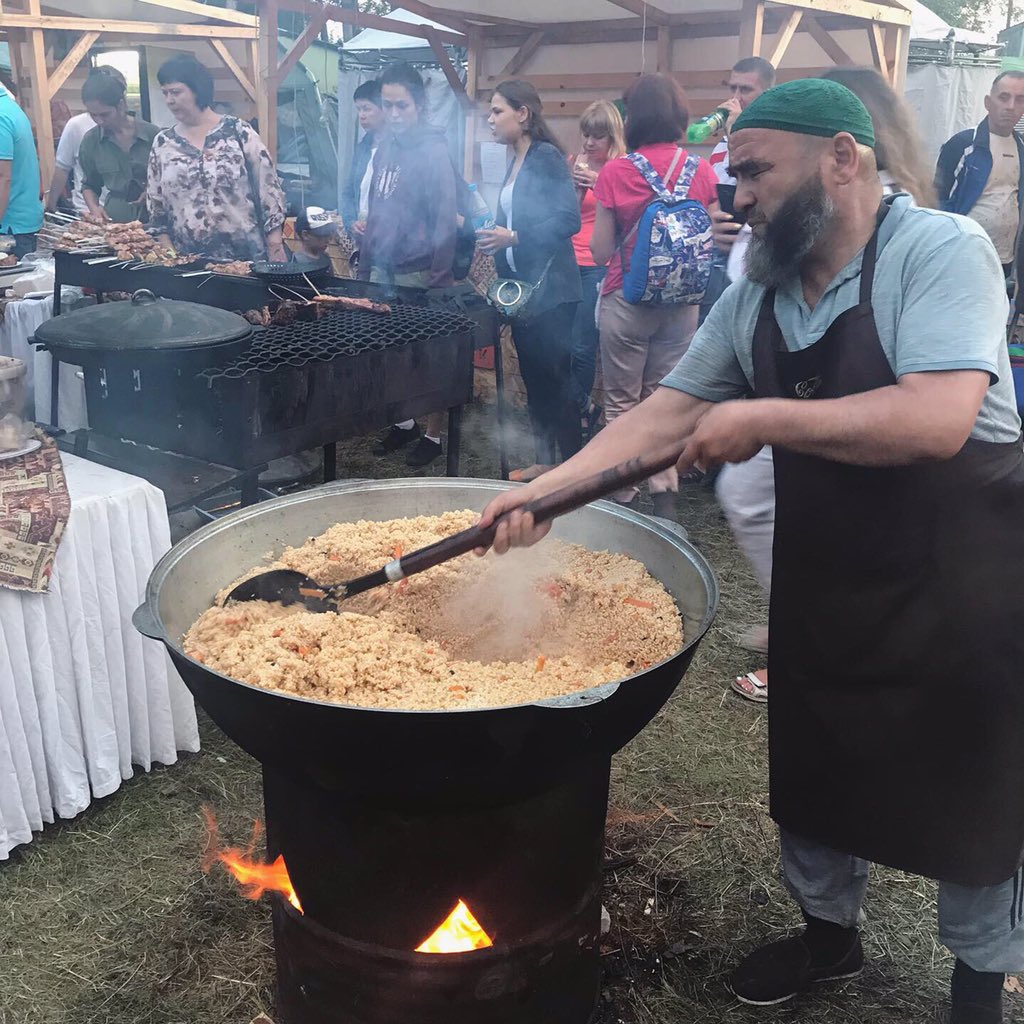 Плов и шашлык