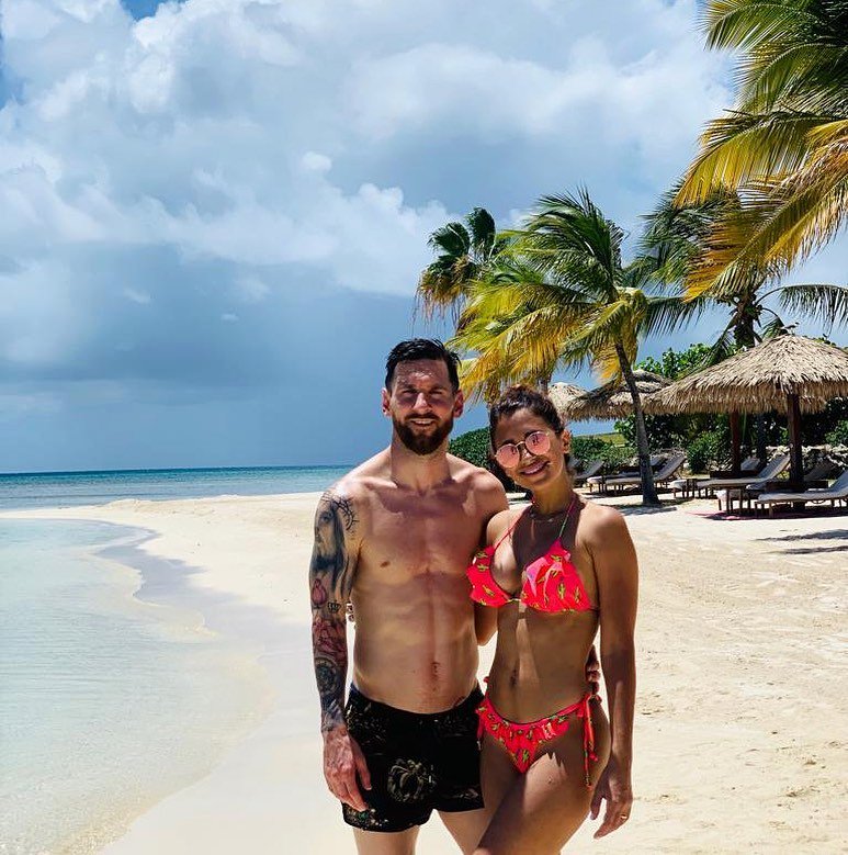 messienig's tweet photo. Vacaciones... ☀️🏝😉 https://t.co/eUAlz0Pcef