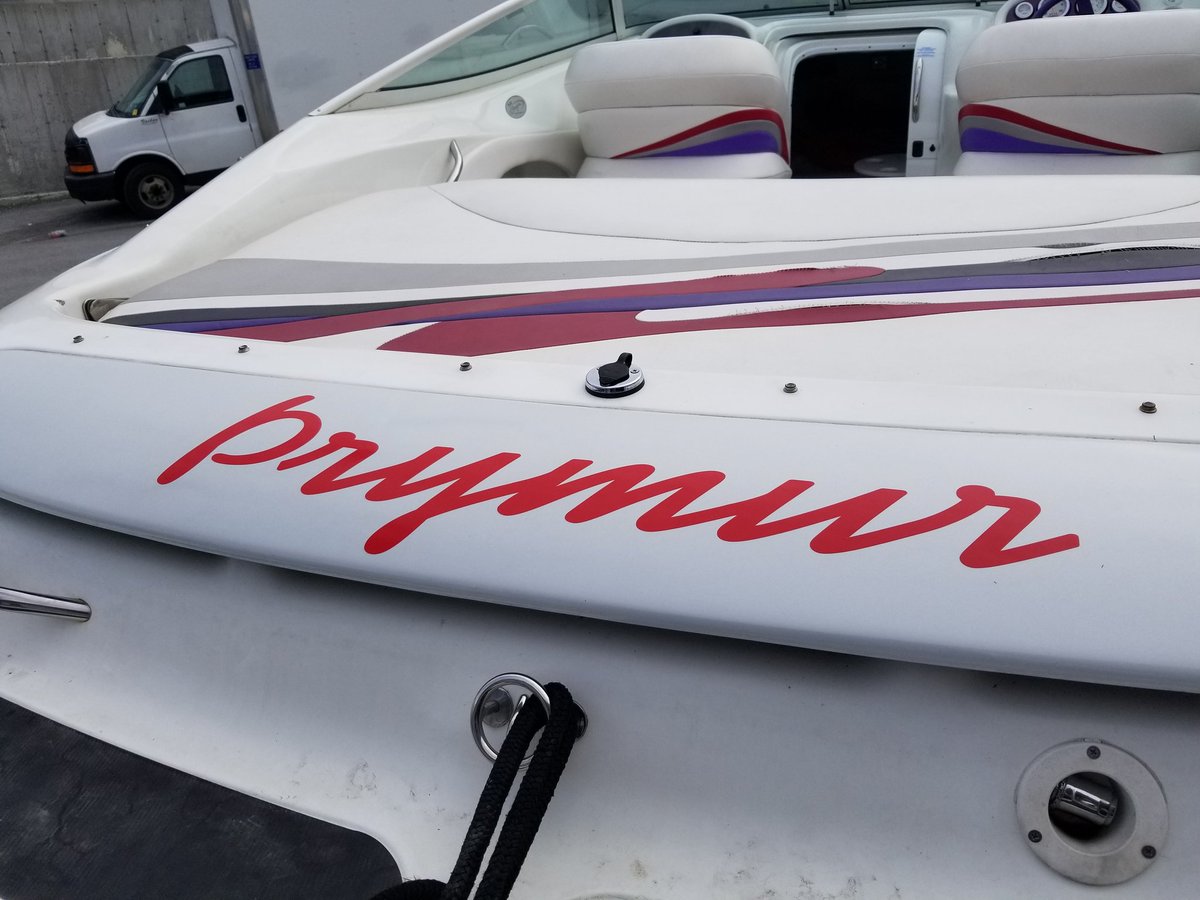 untamedwraps's tweet photo. Added some #reflectivevinyl and a name to this #Bajaboat
#untamedwraps #carletonplace #ottawa #ottawavalley #vinylgraphics #vinyldecals #customgraphics #lettering #boatwraps #boatlife #smallbiz https://t.co/OAQ4QtNjXV