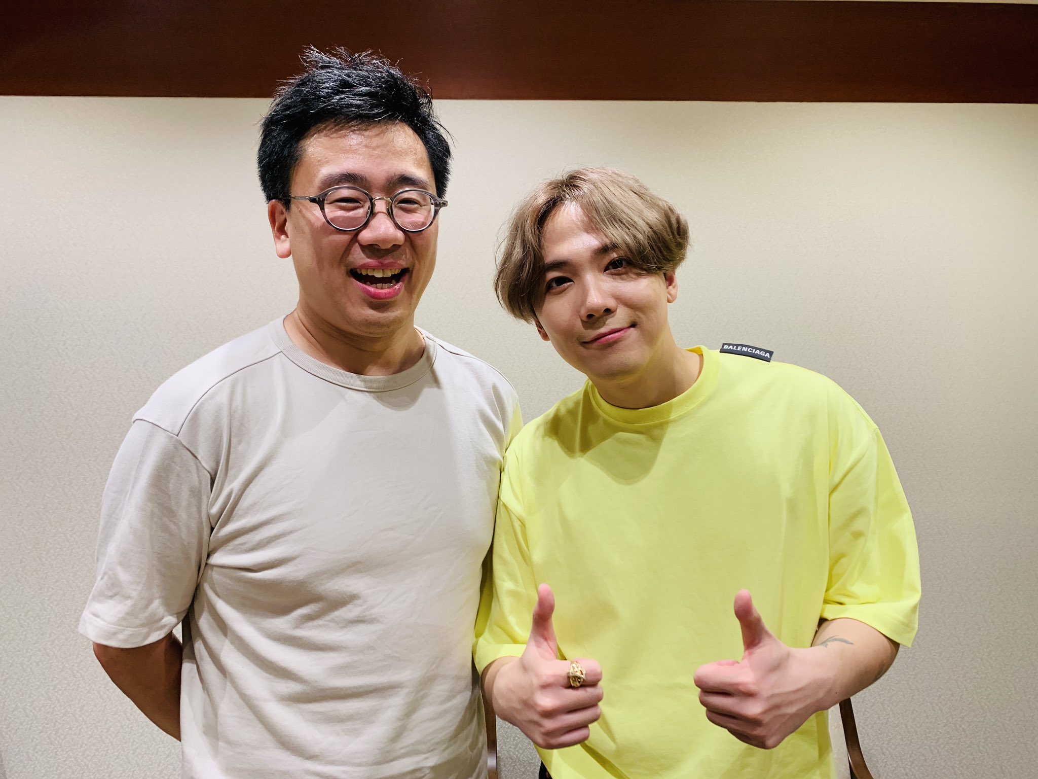 古家正亨 Furuya Masayuki 昨日に引き続きftislandのイ ホンギさんのソロファンミの司会を務めました お母様も登場してアンサーするなど 昨日とはまた違った楽しい時間となりました やっぱり寂しいですがでも8月のアンコールライブで会えますよね 今日