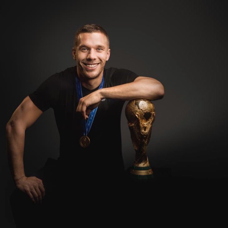 Lukas-Podolski.com tweet media