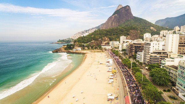 iuri_totti's tweet photo. Largada da Meia Maratona Internacional do Rio será no Leblon. Veja os detalhes no Corrida Informa. https://t.co/0UVBdPZhCm. #corridaderua #corridainforma #meiamaratonainternacionaldorio #run #runners https://t.co/AADtgfRNh8