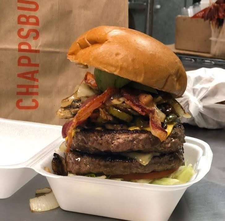 ChappsBurgers's tweet photo. We're definitely going to have to get some bigger to go boxes! 1 lb. Double Cheeseburger with bacon, avocado, and grilled onions, mushrooms & jalapenos. https://t.co/o1QmqBdrmH #Chapps #ChappsBurgers #Dallas #DFW #Burger #Bacon #Jalapenos #Avocados #Delicious #Yum #Yummy https://t.co/tPCDlD7d6e