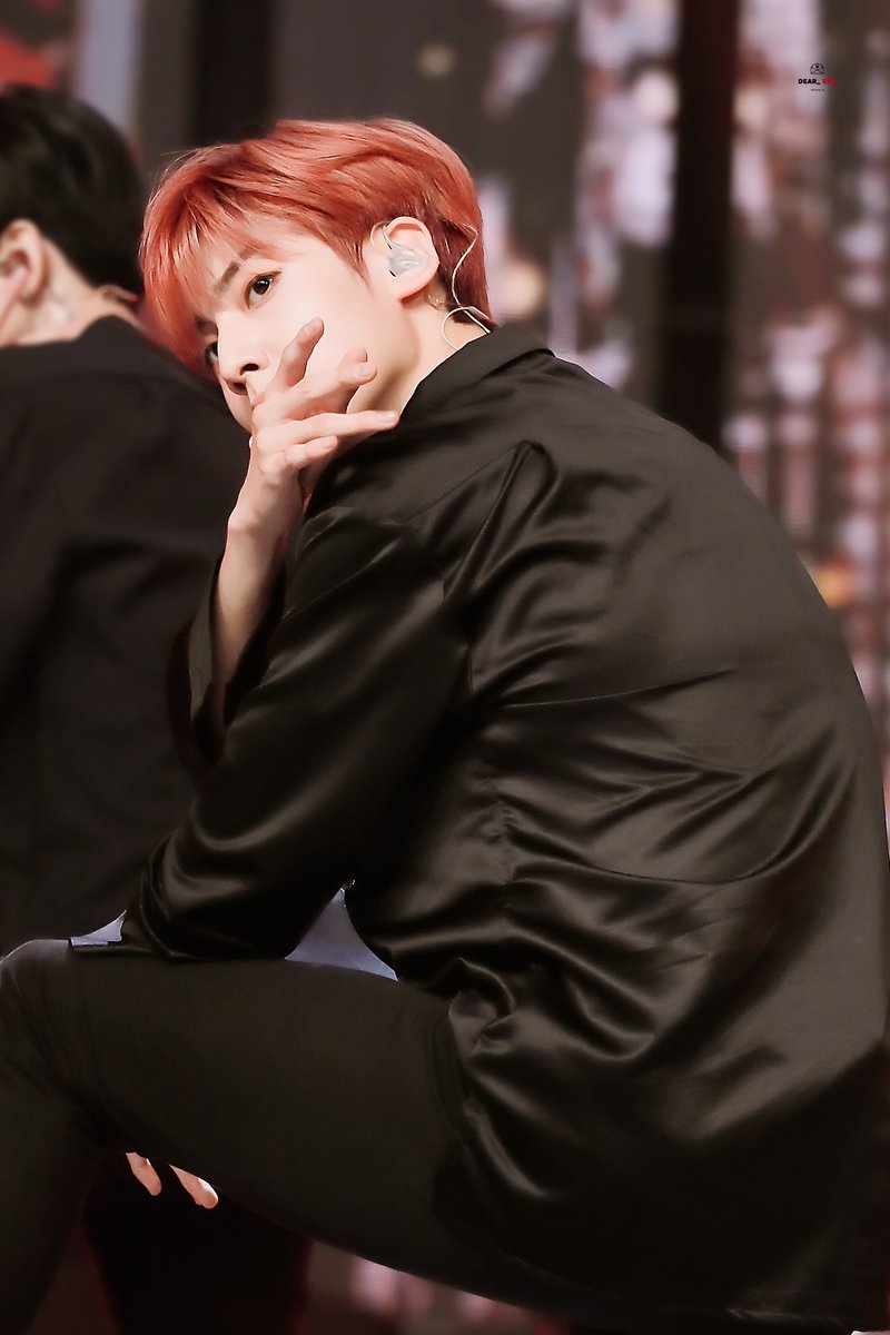 Eunsang_net's tweet photo. 190711 MCD 

조각? 아닙니다 사람 맞아요 🙆‍♂️

#이은상 #은상 #브랜뉴뮤직 #LeeEunSang
#PRODUCE_X_101 #프로듀스X101 #프듀X https://t.co/1yq8GfoZOJ