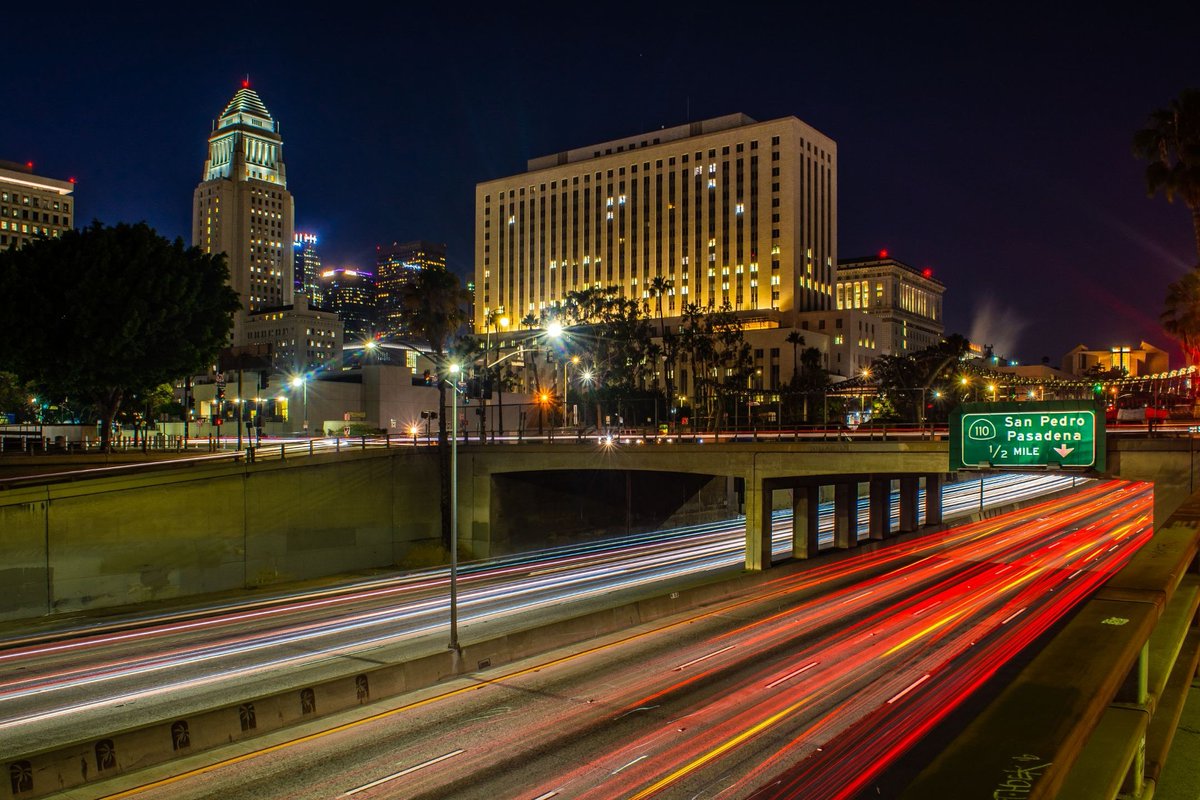 OMARSHINEZ's tweet photo. Good morning. Last night I wandered around DTLA and created some awesome photographs. Check this one out. #photographer #LosAngeles #dtla #visitcalifornia #discoverla #wanderandexplore #travelanddestinations #travelphotographer #nikonusa @VisitCA @discoverLA @NikonUSA https://t.co/x6QKWjnAAg