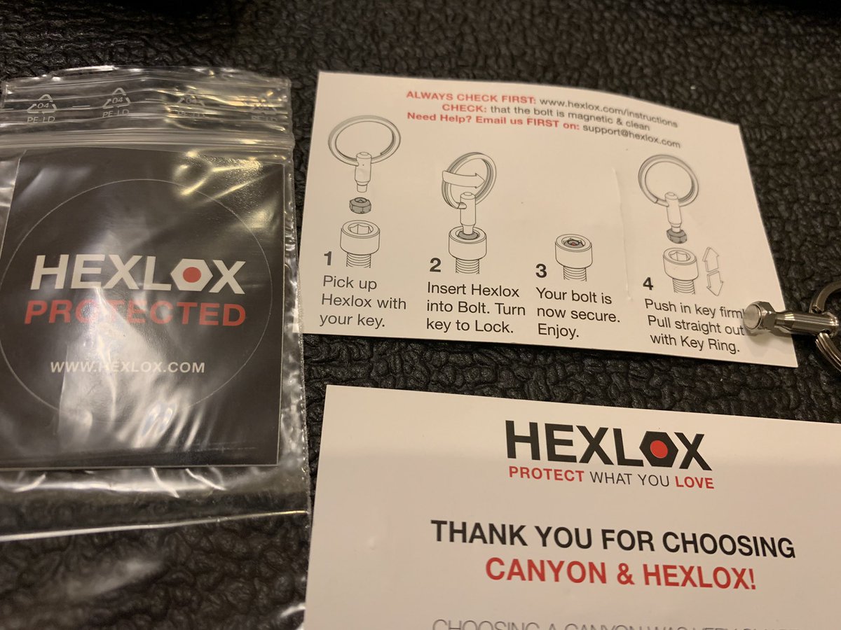 dea_tea_1's tweet image. 不思議な盗難防止システムが付いている