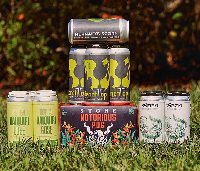 defleswinkel's tweet photo. Gooooood Morning friends!
Im back and we have fresh beers to share!
Fresh in the shop:
@oldbustheadbrewco #TropicalDaquiri Gose
@vasenbrewing #RaspberryLime #OtterGose
@benchtopbrewing #MermaidsScorn #OysterGose
And @stonebrewing #NotoriousPOG https://t.co/IrMWkAkjJ2 https://t.co/uBeWPuHR7u