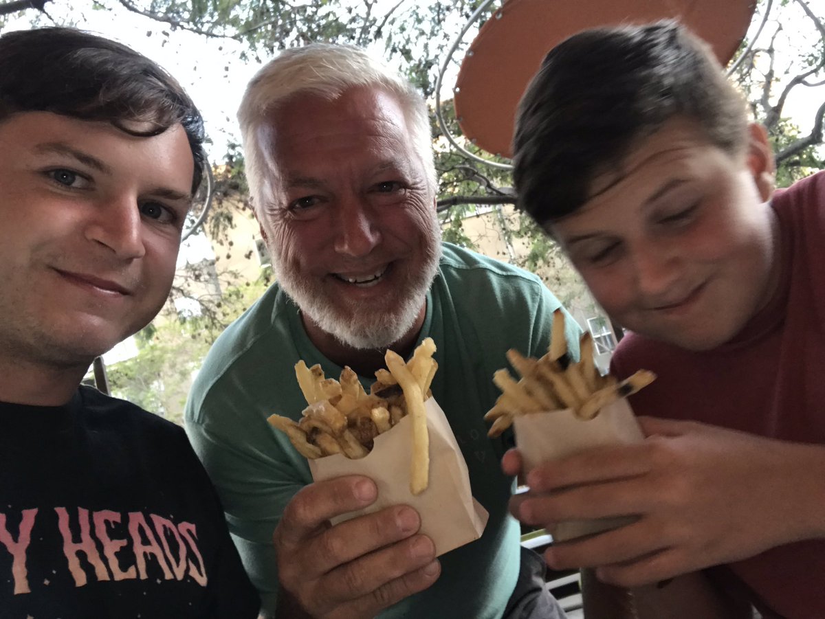 jimmiller27's tweet image. National French Fry Day.         #simplot.  #simplotfries. #frymetothemoon.  #idahome.  #fryday.  #NationalFrenchFryDay