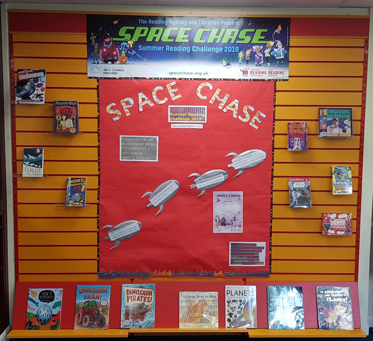mhowarduk1's tweet photo. All ready for #SummerReadingChallenge at #ClaytonLibrary @beslimited @StaffsLibraries https://t.co/Amo4xUvUDA