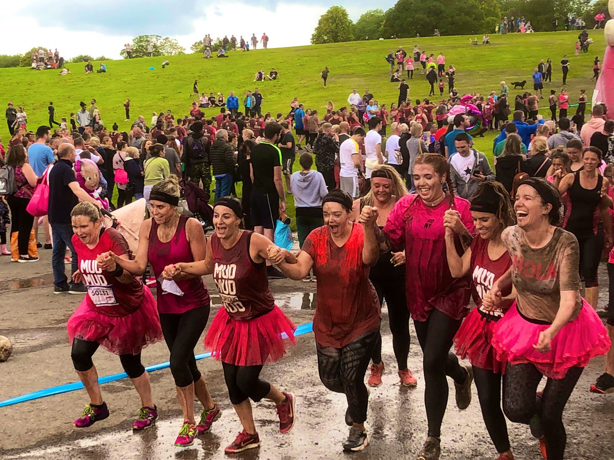 tabakastudio's tweet photo. Great day cheering @melbraddock87 and the girls from #Bolton @sweatymamauk at @prettymuddyMMR 💪🏼 https://t.co/QL4FWaZIKy