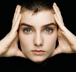 lyraskyofficial's tweet photo. 和訳【Nothing Compares 2 U】Sinéad 'Connor プリンスの愛の哀しみPrince's Love
LyraのBlogへ
#Sinéadoconner #prince #nothingcompares2u #nothingcomparestou #lovesong #thefamily #thehitsthebsides #newpowergeneration #rosiegaines… https://t.co/7jr1nGCcS5 https://t.co/hQTEF0bnOk