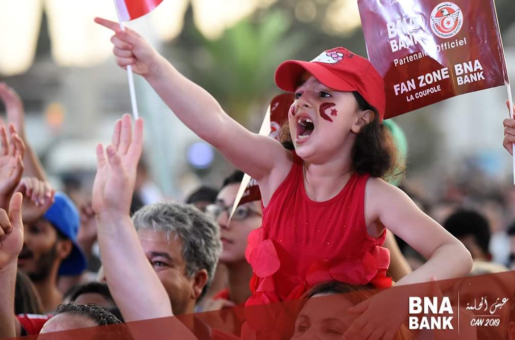 BnaTunisie's tweet photo. كنتو صغار وكبار لبارح فل FAN ZONE BNA شكراً عتجاوب لكبير معنا ونشالله الماتش اجاي نعاودوه وربح يكون حاضر فالنصف النهائي لل كان نهار 14 جويلية 2019. https://t.co/KBgQmce8C7