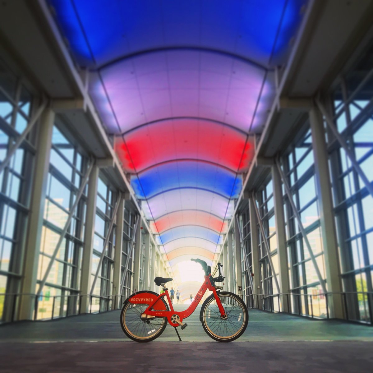 DivvyBikes's tweet photo. Day 1 of #OutsideExperience starts now! This two day outdoor fest features everything from kayaking to wall climbing & of course, bikes🚲
Use code DIVVY and get 20% off your tickets today! #OutsideExperience https://t.co/ohK61NKcTL https://t.co/uMQptlpgCL