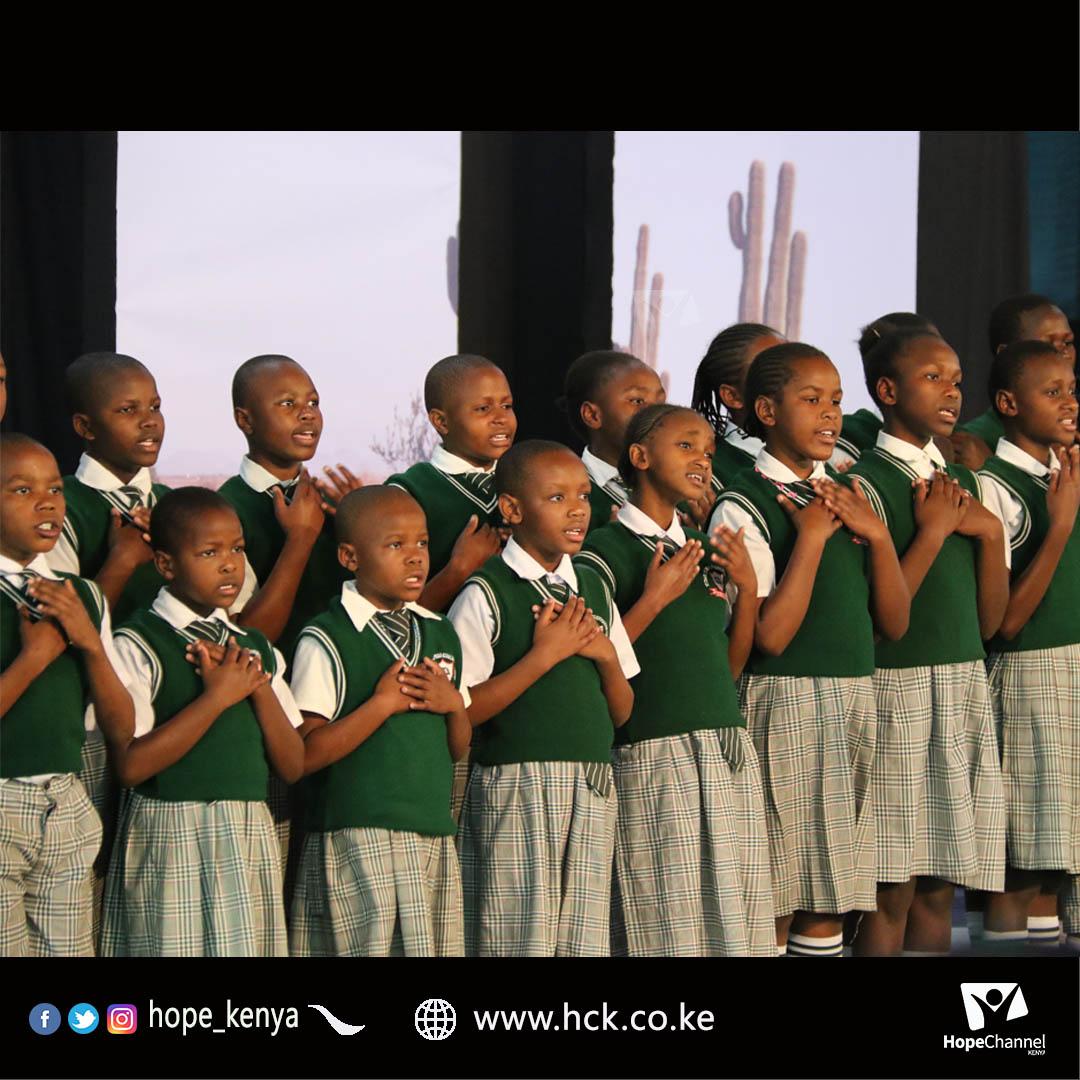 Hope_Kenya's tweet photo. There is joy in working in God's vineyard.
#EvangelisticCampaign
#CertainHope https://t.co/Y249maGAOu