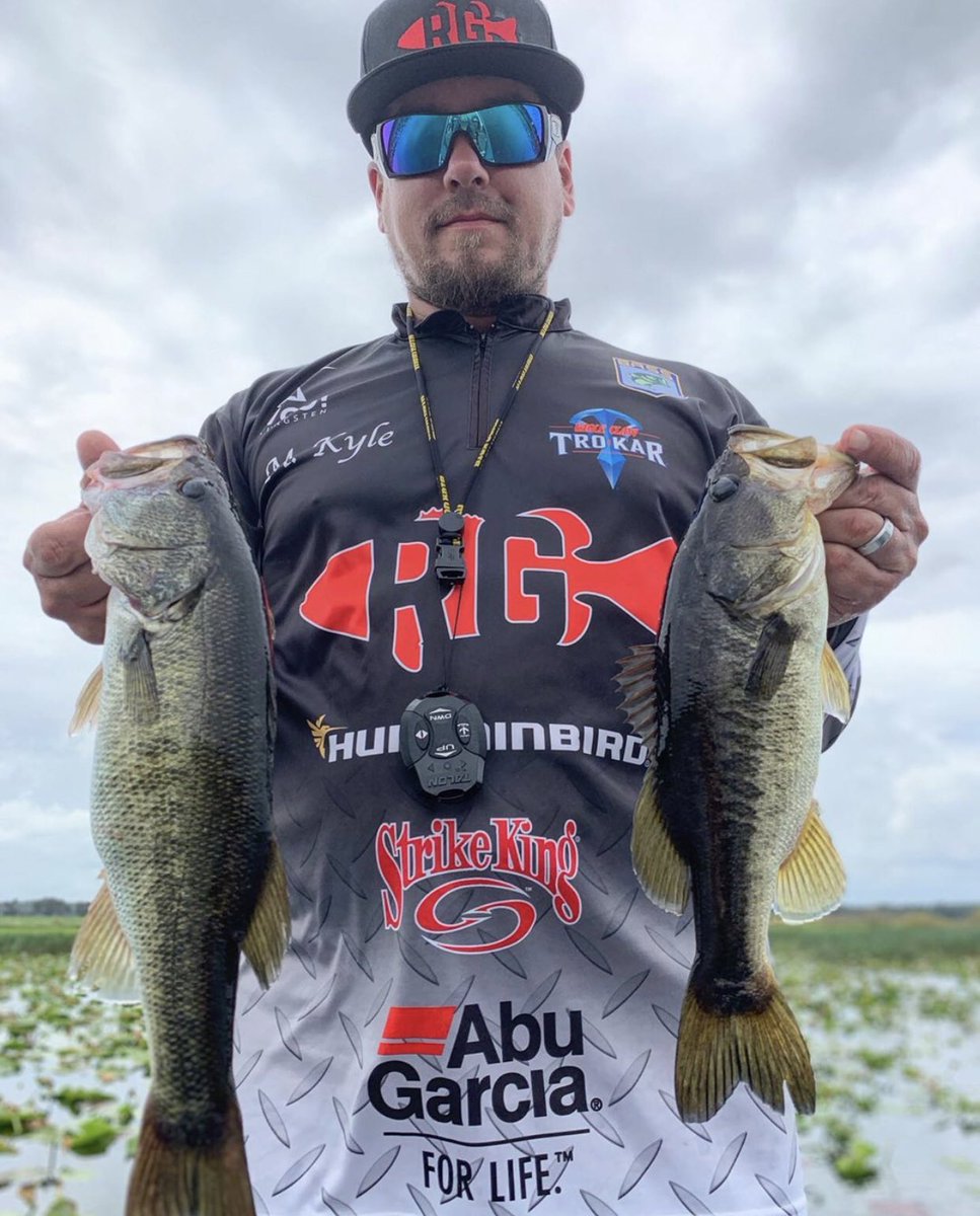 REDGILLSFISHING's tweet photo. 🔥TEAM RED GILLS🔥 #bassfishing #ICAST2019 https://t.co/q6Eoz7xnrk