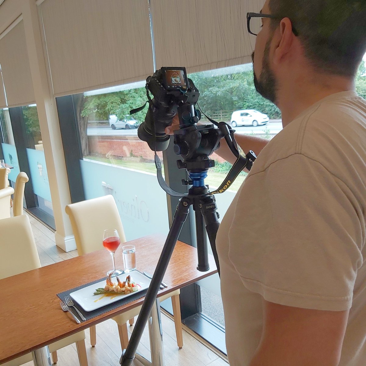 NiceFilm's tweet photo. Photo shoot with @OliverFagin of their new a la carte menu. The pictures will follow soon! #Foodies #foodphotography #Warrington https://t.co/78UIBZVp5R