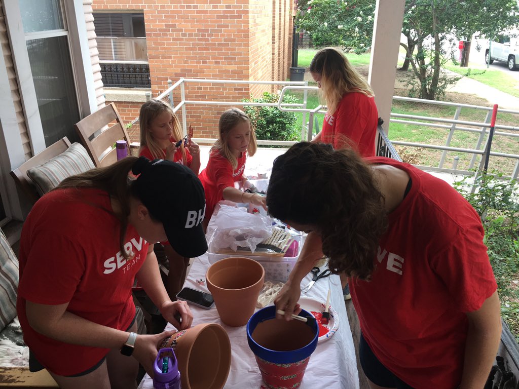Landscaping and crafts at 3 Hots and a Cot #SERVEDay19