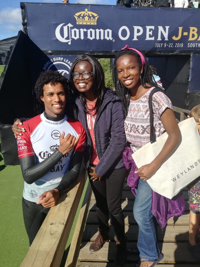 Alicemakochieng's tweet photo. The @corona #CoronaOpenJBay2019 @SASurfing is ongoing until July 22nd, we went and it was great to meet surfing legends @kellyslater 11times world champion #goosebumpmoment, and #StephanieGillmore and our very own SA champ #MikeyFebruary https://t.co/rvX7rZ3Z5I