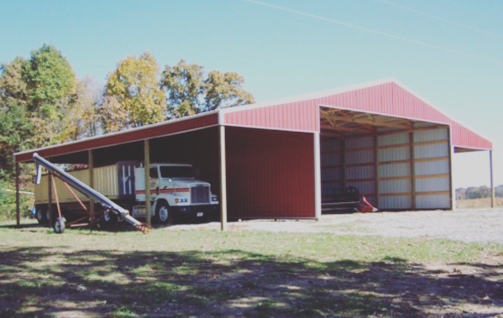 inc_blitz's tweet photo. Looking for a place to park that big rig? We are here to help!
.
.
.
.
.
#buildwithblitz #blitzbuilders #polebarn #postframe #barn #barngoals #barnsofinstagram #agriculture #farm #farmlife https://t.co/O2tR5bV05t