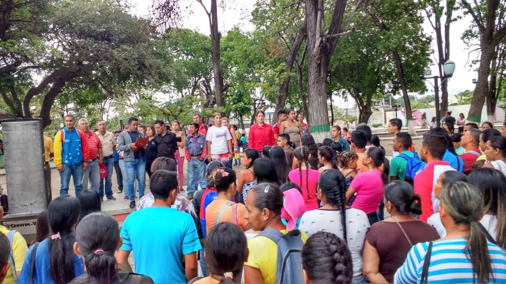 GiselaR_Moran's tweet photo. #13Jul El Pueblo Aguerrido de Morán dice PRESENTE en la #TribunaAntiimperialista En rechazo a las agresiones del imperio norteamericano y del informe de la sra. @mbachelet presentado ante la ONU. #JuntosPorLaPaz @gestionperfecta @NicolasMaduro https://t.co/g96PR4TFAf
