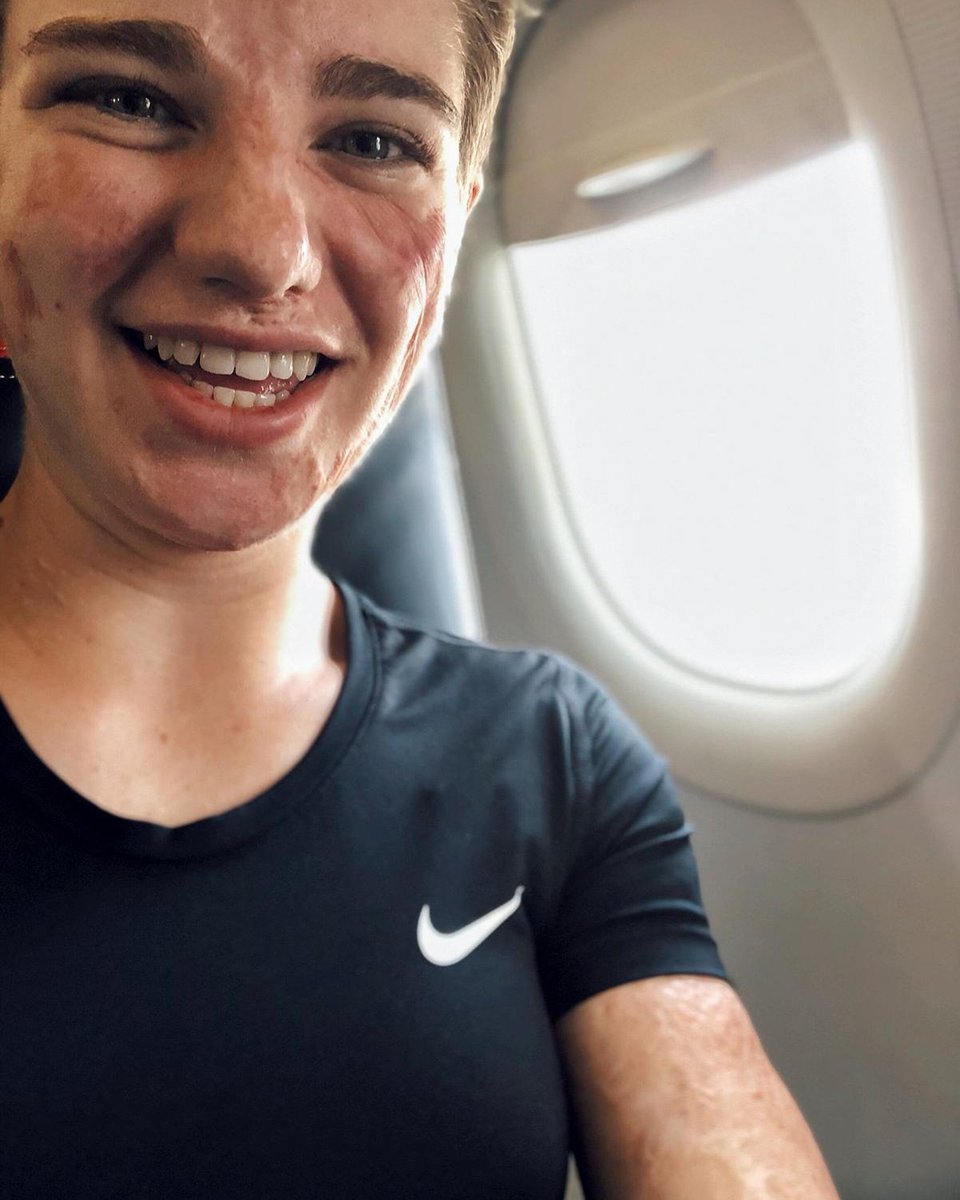 VioBebe's tweet photo. Ehmmm...ho dimenticato la medaglia in albergo a Varsavia 😅🥴 Comunque sono soddisfatta, di solito mi scordo anche le braccia 🤣 
Speriamo che le mie compagne di squadra me la recuperino! 🙏🏻
#Fly2Tokyo https://t.co/kkR46h00Fx