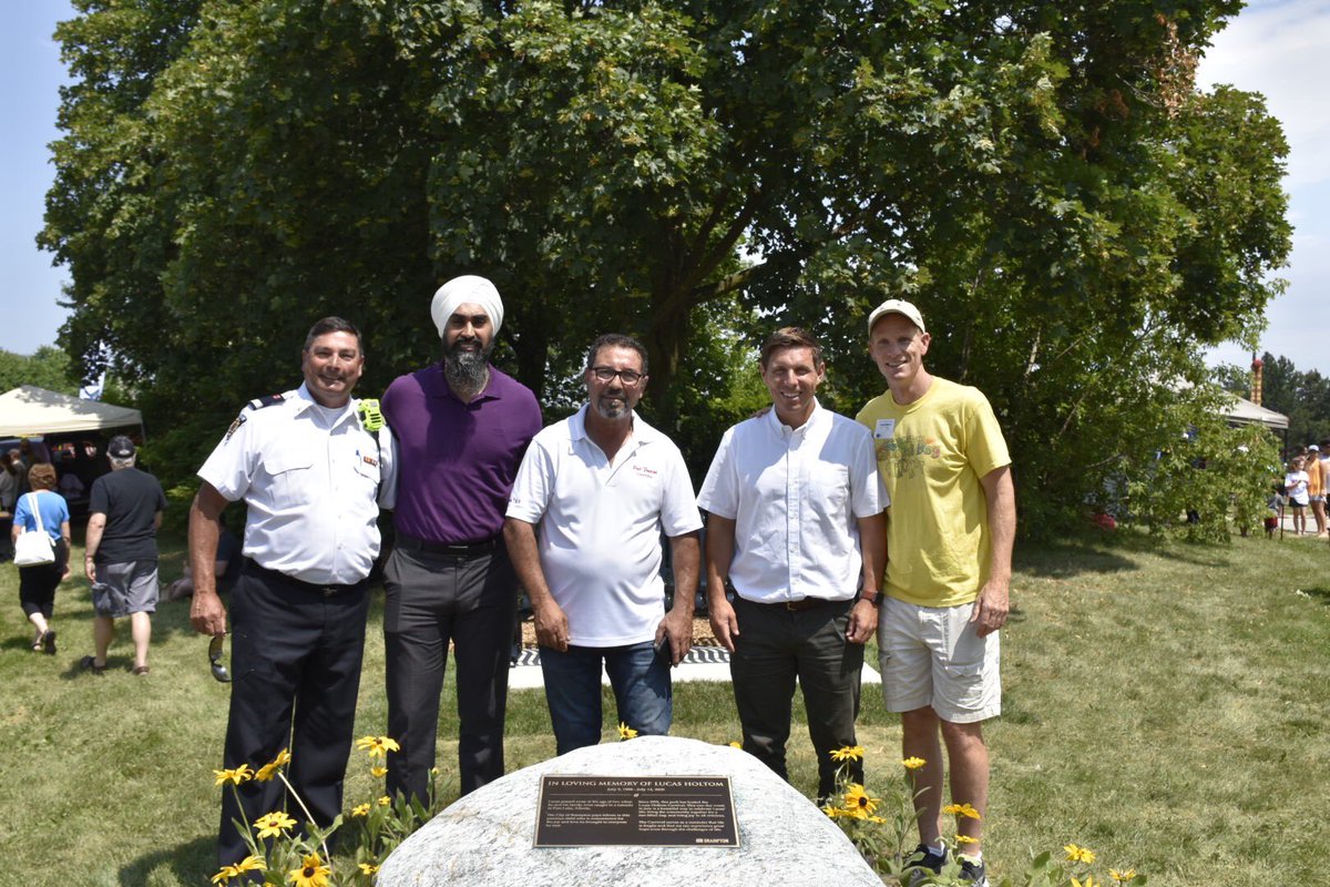 patrickbrownont's tweet photo. Today, we announced the official Lucas Holtom Park naming and bronze plaque unveiling at the 19th annual Lucas Holtom Carnival. Thank you Pastor @JamieHoltom1 for turning a tragedy into a celebration of love, hope and optimism. #brampton #brampoli https://t.co/wf05lyf30d
