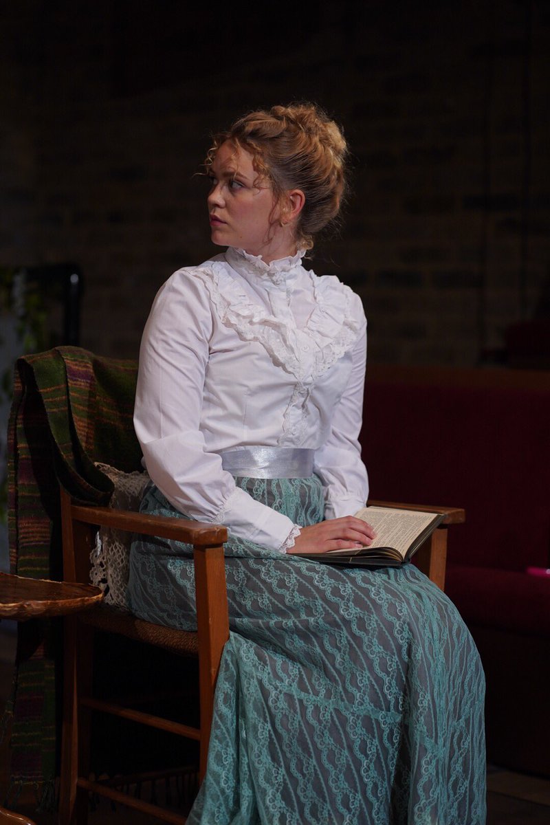 madmeurman's tweet photo. Fresh photos from #TheWeakOnes taken by @SindriSwan. Last performance tonight at 19:30 @Tara_Arts. #acting #art #theatre #London #Strindbergplays https://t.co/mcKu8qc4ZU