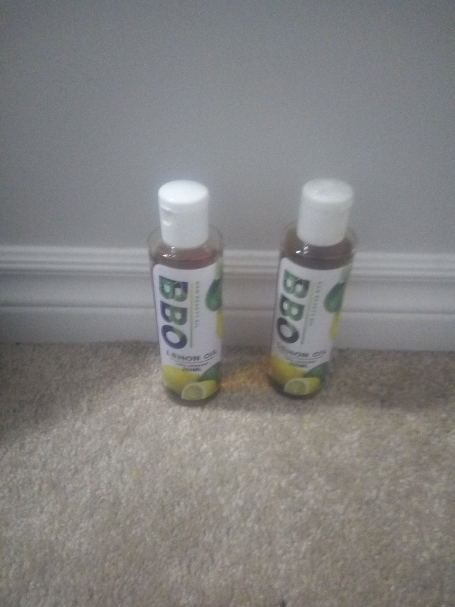 Restocked my lemon Oil
Carrot oil still intact 
Let the glowing continue 
#Bambeautyoil 
#bbnaija
#BBnaija