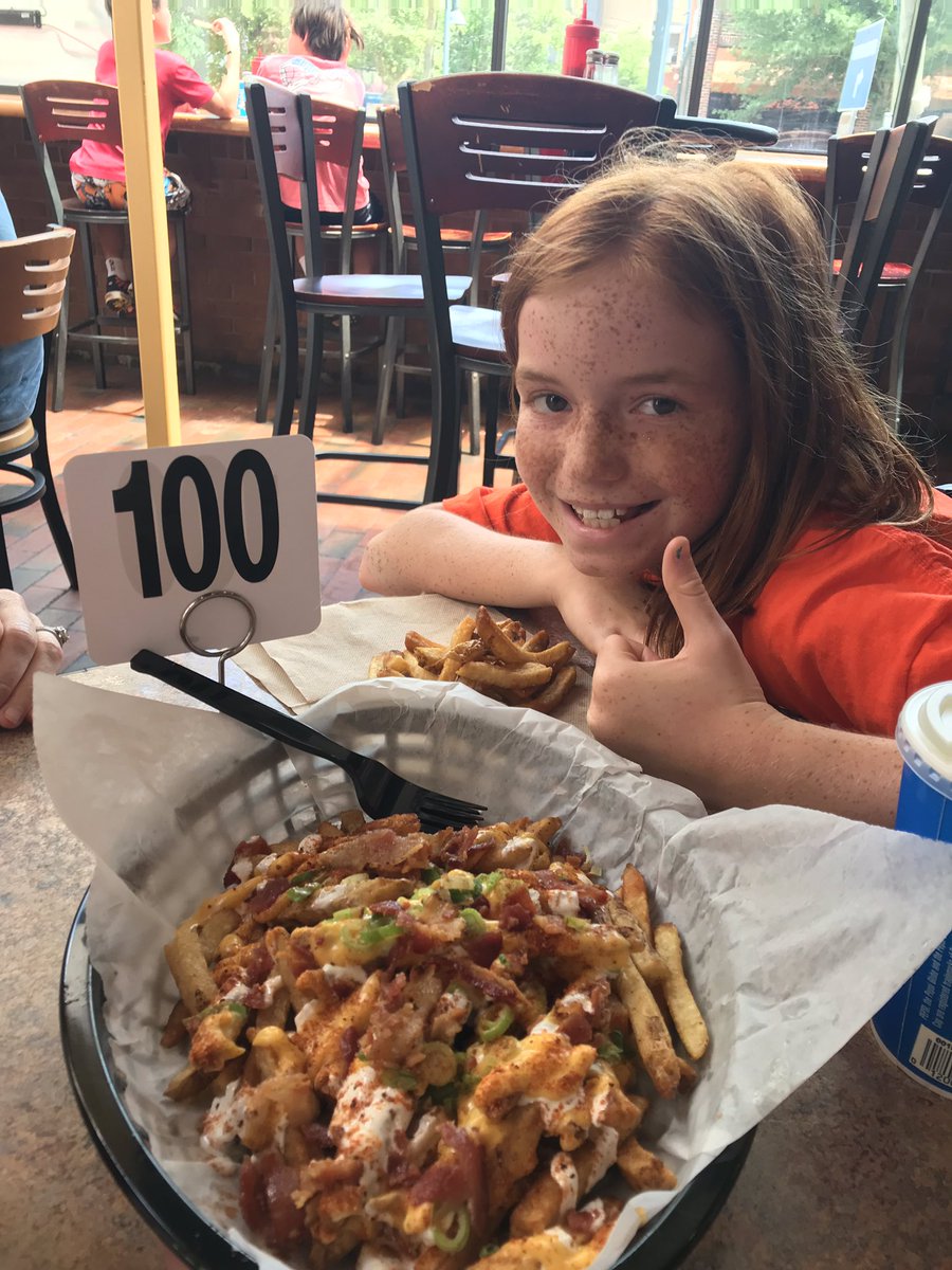 Campy29's tweet image. Happy National French Fry Day 🍟🍟and Thank you @SimplotCompany for being such a huge contributor to this National Treasure!! @SimplotPartners 

#FryDay #Simplot #Frydaho #MFGA