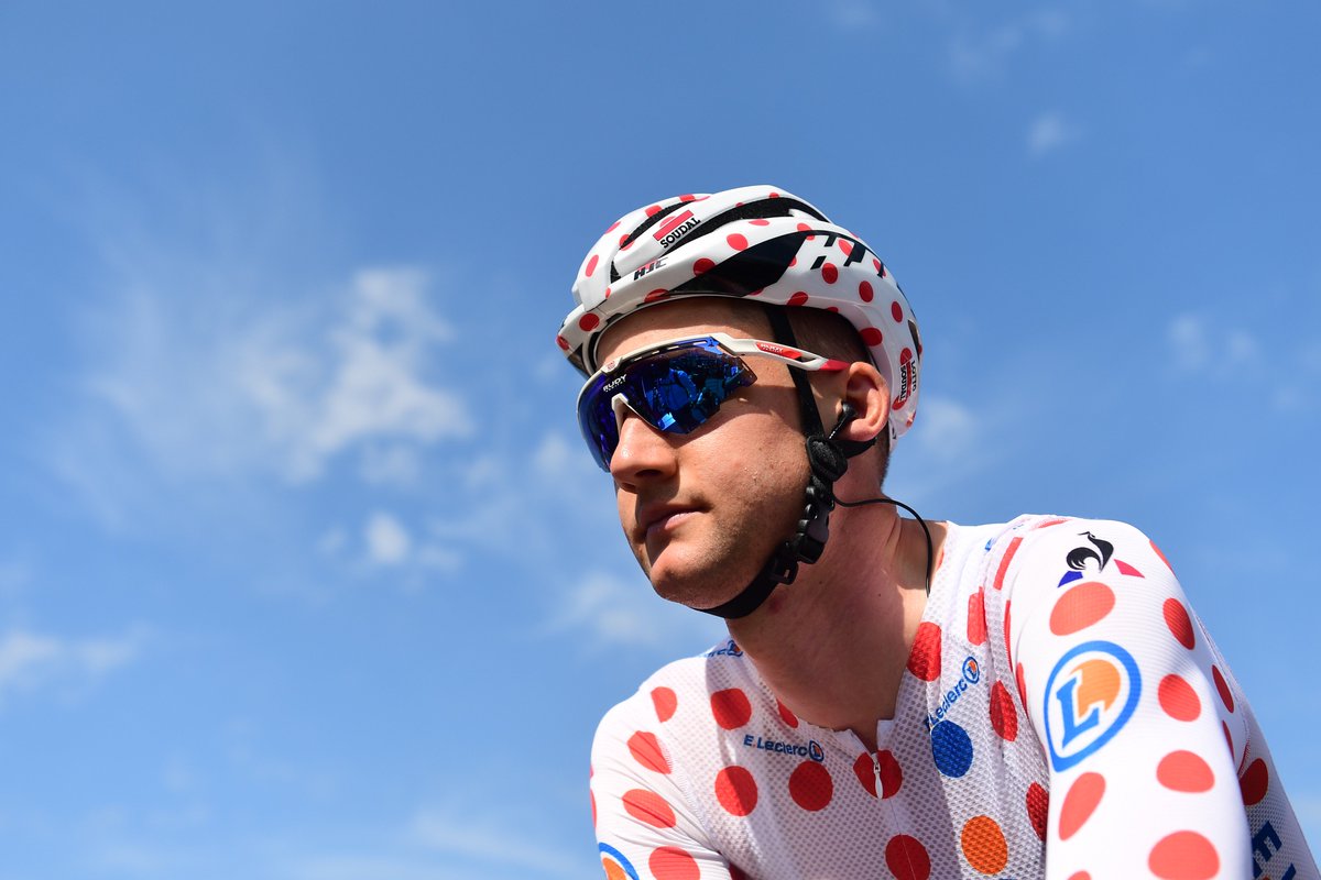 maillotapois's tweet photo. 🔁 RT &amp; follow pour tenter de remporter le Maillot à Pois signé par @Tim_Wellens à Saint-Étienne ! 🔴⚪️ https://t.co/5RsvIMm54N