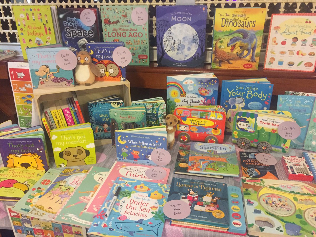 books_grey's tweet photo. Great day today in Warwick, lots of people, lots of lovely books off to new homes! https://t.co/6S9lvOOn8I
