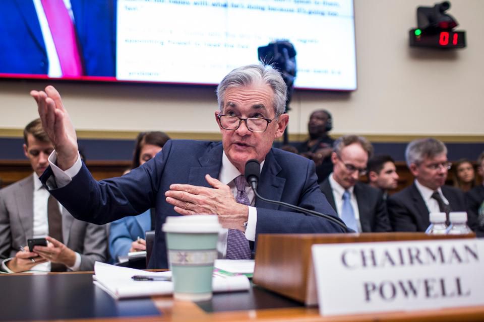 ForbesCrypto's tweet image. Fed chair Jerome Powell didn't have kind words for Libra in his testimony to Congress this week: on.forbes.com/6010Ev3sC  by @BillyBambrough