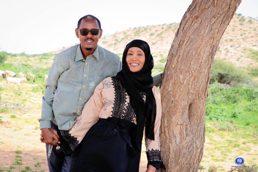 IntegrationTV's tweet photo. Inna lillahi wa inna ilayhi raji'un.
It is with great sorrow &amp; regret we confirm the unexpected &amp; tragic loss of Hodan Nalayeh &amp; her husband Farid Jama Suleiman.Please keep Hodan &amp; Farid in your duas. I's the wish of our family that you honor our privacy at this time of mourning. https://t.co/d2FEtzjOQN