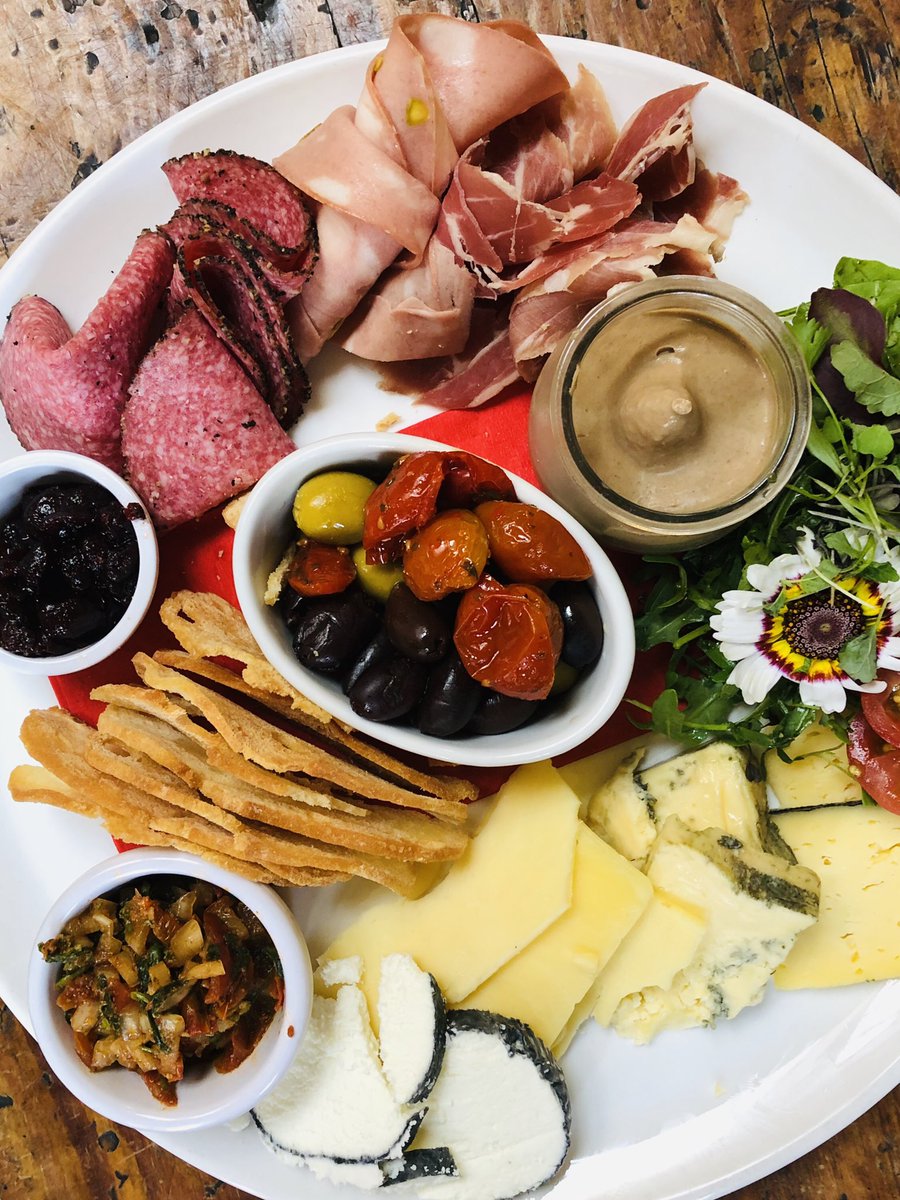 RowantreeEnnis's tweet photo. Our delicious sharing plate with either a bottle of Pinot Grigio or Montepulciano wine for only €50.00 Perfect on our beautiful terrace overlooking the river Fergus. #sharingoptional #rowan3 https://t.co/4yvI4EmNWG