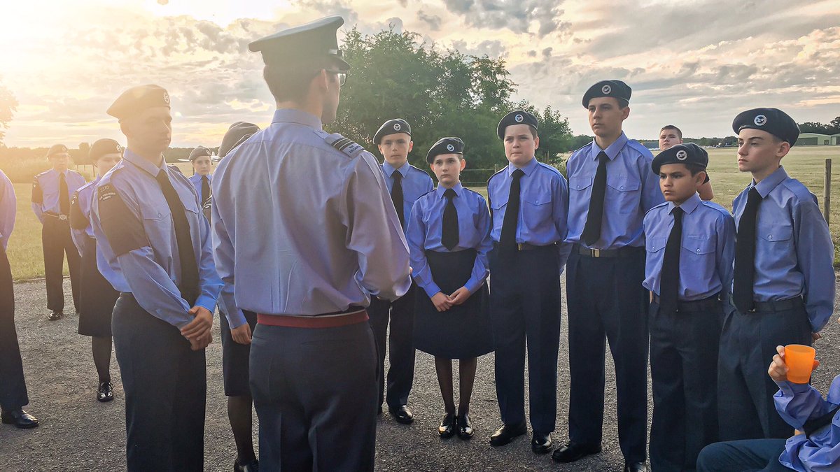 Enrolment: Check ✅ 
Congrats to the 11 cadets that are officially part of Denham! T flight were swore in on Thursday evening, and now take part in events away from the squadron👏 #aircadets #weare2370