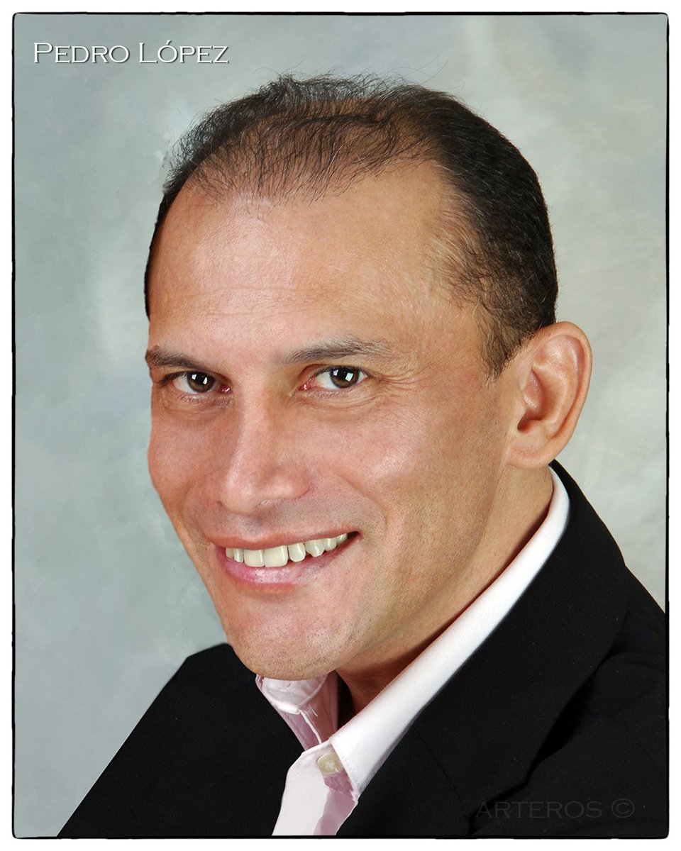 AngelesArteros's tweet image. "¡Siempre imitado jamas igualado!"
De esta forma cerraba su presentación cada noche en su club; "El Club de Pedro", verdadero pionero del ambiente SW y Liberal en México. Hoy que es el #DiaSwinger / #SwingerDay lo recordamos con cariño y nostalgia; ¡El gran Pedro López! 🖤(qepd)