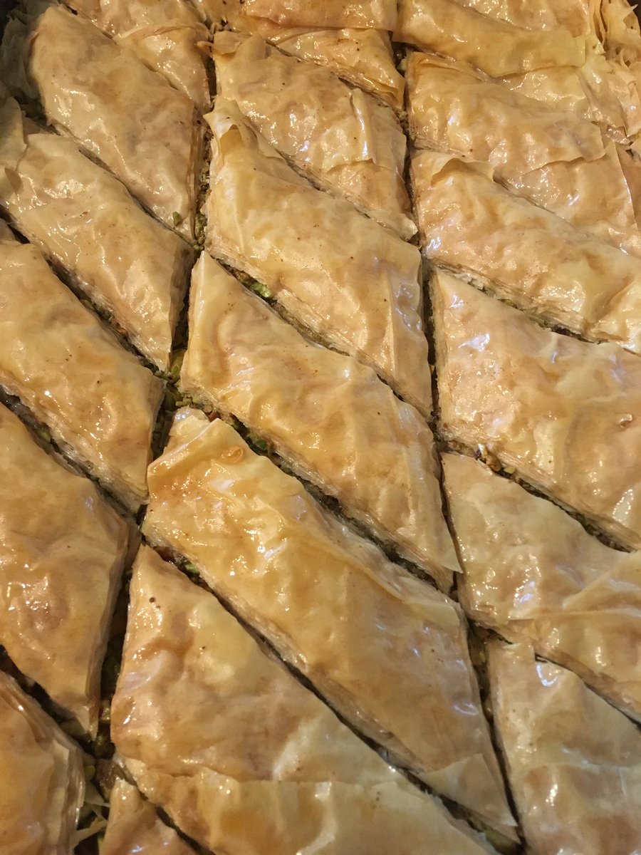 ⁦<a href="/deliciousmag/">delicious. magazine</a>⁩ beautiful baklava 🇬🇷