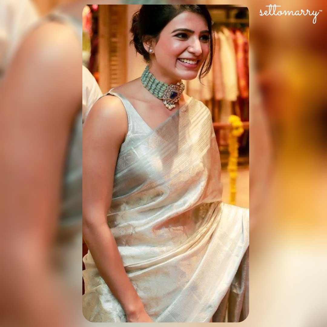 settomarry's tweet photo. Grab this elegant look for family get together.

#Indiansareefashion #settomarry #settomarrybride #sariblouse #elegantlook #SaturdayNight #bride https://t.co/BStNaKekE4