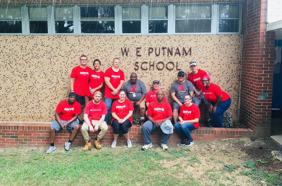 We had a great time serving at Putnam School today. #SERVEDay19