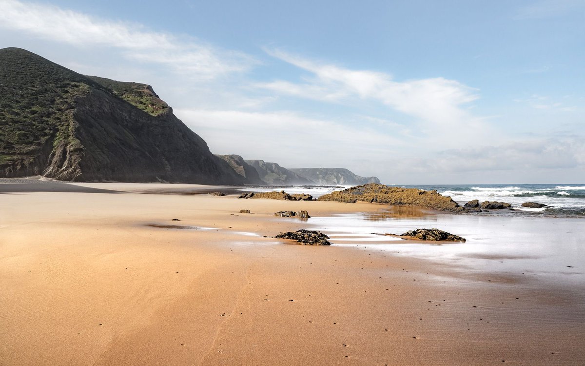 trickyshutter's tweet image. I am thinking about making another roadtrip to these places in autumn, after tourist season, I wonder how it will differ from April, weather, lighting, mood. Maybe next year. I will learn how to make good photos till then. Maybe. 
#naturephotography #photography #pictureoftheday