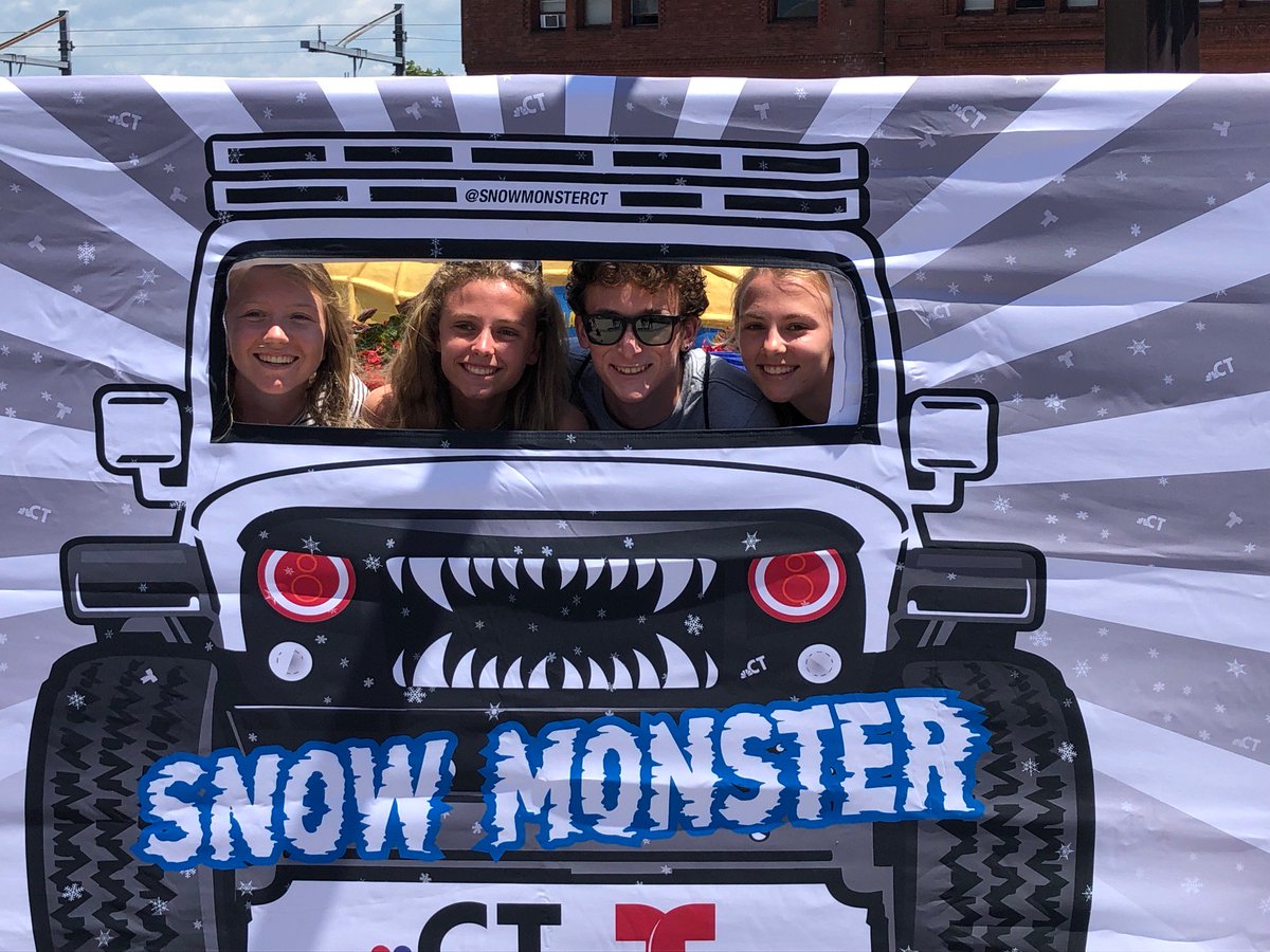 NBCConnecticut's tweet photo. Greetings from @SAILFEST! #sailfest2019 #nbcct #connectingyou #newlondon #summer @tedkoppynbc @weatherjosh @snowmonsterCT https://t.co/cjgAlmW88K